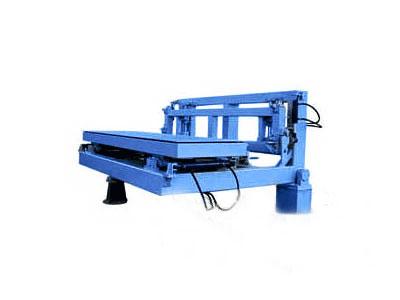 地面(mian)翻轉切割機(ji)翻轉(zhuan)臺(tai)