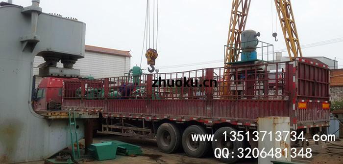 江西全(quan)自動(dong)魚餌(er)壓(ya)塊(kuai)機(ji)發貨(huo)現場