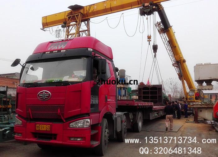 全自(zi)動(dong)液壓磚(zhuan)機(ji)