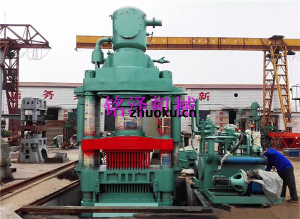 液壓(ya)磚(zhuan)機(ji)