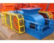 雙(shuang)齒(chi)輥(gun)破碎機(ji)